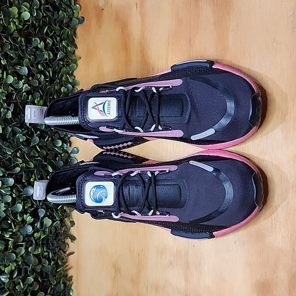 Adidas NMD R1 Spectoo NASA Shoes | Size: 7 Womens | Black & Pink - Picture 2 of 7